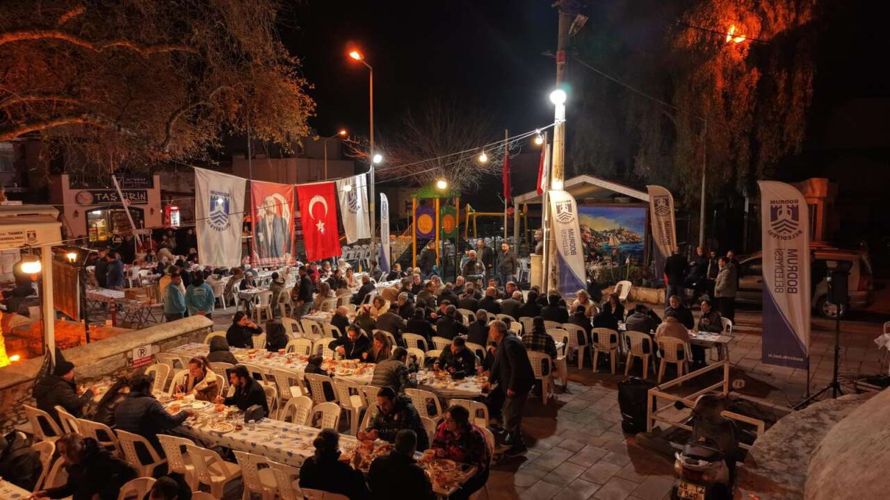Türkkuyusu Mahallesi’nde 40 Yıllık Sahur Geleneği Sürüyor 1